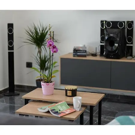 In Upani I With Swimming Pool Villa Ruzici (Sveta Nedelja)