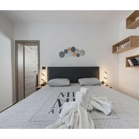 In Upani I With Swimming Pool *